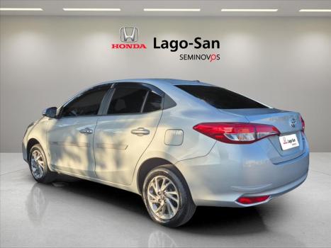 TOYOTA Yaris Sedan 1.5 16V 4P FLEX XS CONNECT MULTIDRIVE AUTOM�TICO CVT, Foto 2