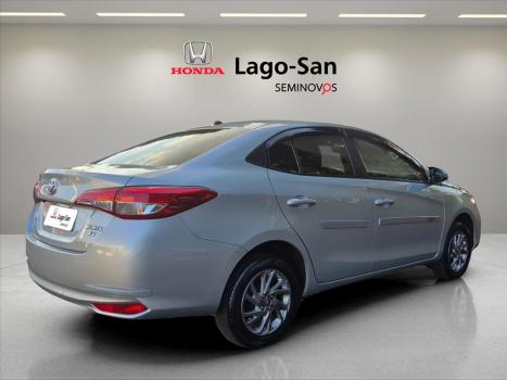 TOYOTA Yaris Sedan 1.5 16V 4P FLEX XS CONNECT MULTIDRIVE AUTOM�TICO CVT, Foto 3