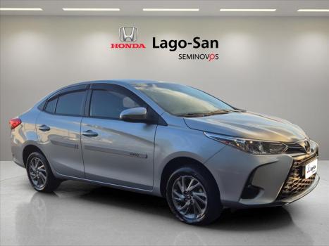 TOYOTA Yaris Sedan 1.5 16V 4P FLEX XS CONNECT MULTIDRIVE AUTOM�TICO CVT, Foto 4
