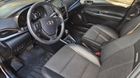 TOYOTA Yaris Sedan 1.5 16V 4P FLEX XS CONNECT MULTIDRIVE AUTOM�TICO CVT, Foto 8