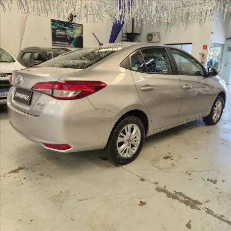 TOYOTA Yaris Sedan 1.5 16V 4P FLEX XL MULTIDRIVE AUTOM�TICO CVT, Foto 4