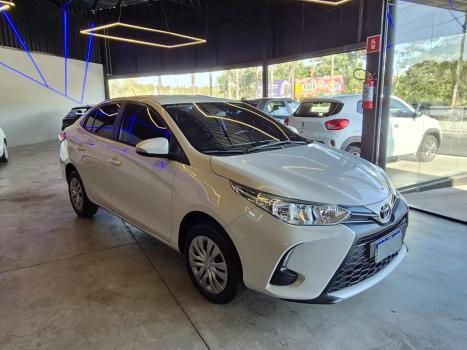 TOYOTA Yaris Sedan 1.5 16V 4P FLEX PLUS MULTIDRIVE AUTOM�TICO CVT, Foto 3