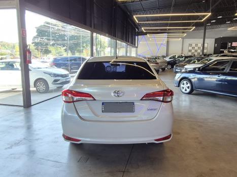 TOYOTA Yaris Sedan 1.5 16V 4P FLEX PLUS MULTIDRIVE AUTOM�TICO CVT, Foto 10