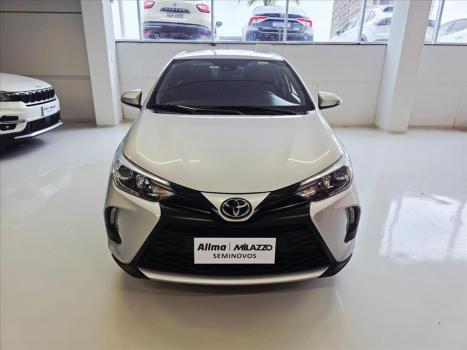 TOYOTA Yaris Sedan 1.5 16V 4P FLEX XS MULTIDRIVE AUTOM�TICO CVT, Foto 2