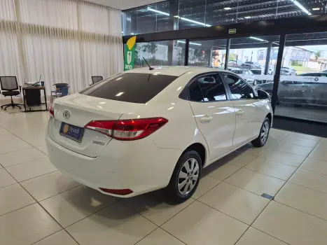 TOYOTA Yaris Sedan 1.5 16V 4P FLEX XL MULTIDRIVE AUTOMÁTICO CVT, Foto 5