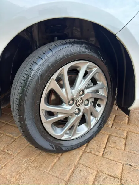TOYOTA Yaris Sedan 1.5 16V 4P FLEX XS MULTIDRIVE AUTOM�TICO CVT, Foto 6