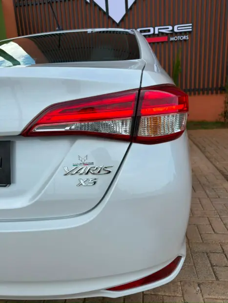 TOYOTA Yaris Sedan 1.5 16V 4P FLEX XS MULTIDRIVE AUTOM�TICO CVT, Foto 10