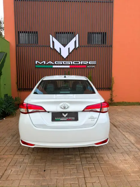 TOYOTA Yaris Sedan 1.5 16V 4P FLEX XS MULTIDRIVE AUTOM�TICO CVT, Foto 11