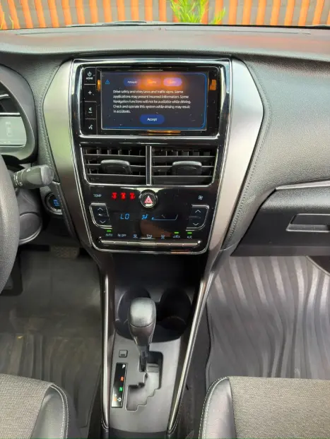 TOYOTA Yaris Sedan 1.5 16V 4P FLEX XS MULTIDRIVE AUTOM�TICO CVT, Foto 15