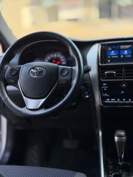 TOYOTA Yaris Sedan 1.5 16V 4P FLEX XL PLUS CONNECT MULTIDRIVE AUTOM�TICO CVT, Foto 12