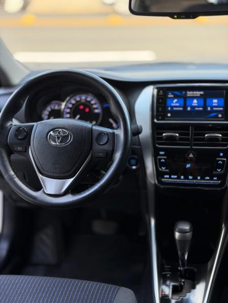 TOYOTA Yaris Sedan 1.5 16V 4P FLEX XL PLUS CONNECT MULTIDRIVE AUTOM�TICO CVT, Foto 13