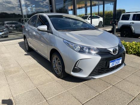 TOYOTA Yaris Sedan 1.5 16V 4P FLEX XS MULTIDRIVE AUTOM�TICO CVT, Foto 3