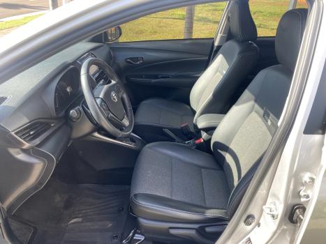 TOYOTA Yaris Sedan 1.5 16V 4P FLEX XS MULTIDRIVE AUTOM�TICO CVT, Foto 12