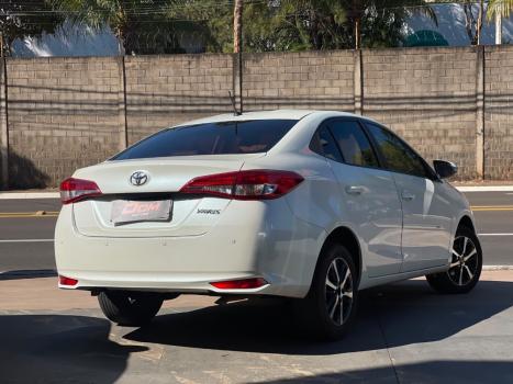 TOYOTA Yaris Sedan 1.5 16V 4P FLEX XL MULTIDRIVE AUTOM�TICO CVT, Foto 3