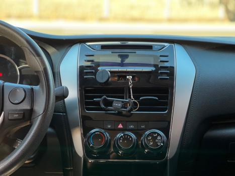 TOYOTA Yaris Sedan 1.5 16V 4P FLEX XL MULTIDRIVE AUTOM�TICO CVT, Foto 5