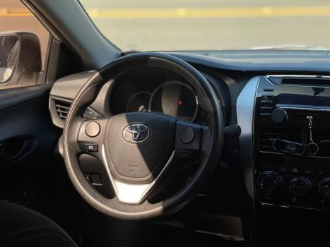 TOYOTA Yaris Sedan 1.5 16V 4P FLEX XL PLUS TECH MULTIDRIVE AUTOMÁTICO CVT, Foto 6