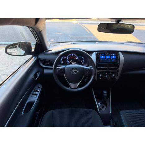 TOYOTA Yaris Sedan 1.5 16V 4P FLEX XL MULTIDRIVE AUTOM�TICO CVT, Foto 5