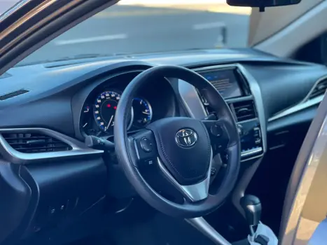 TOYOTA Yaris Sedan 1.5 16V 4P FLEX XL PLUS CONNECT MULTIDRIVE AUTOM�TICO CVT, Foto 10