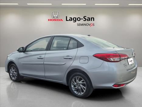 TOYOTA Yaris Sedan 1.5 16V 4P FLEX XS MULTIDRIVE AUTOM�TICO CVT, Foto 2