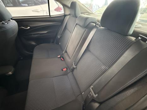 TOYOTA Yaris Sedan 1.5 16V 4P FLEX XL MULTIDRIVE AUTOM�TICO CVT, Foto 10