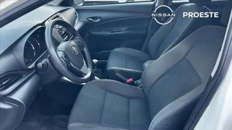 TOYOTA Yaris Sedan 1.5 16V 4P FLEX XL MULTIDRIVE AUTOM�TICO CVT, Foto 7