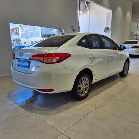 TOYOTA Yaris Sedan 1.5 16V 4P FLEX XS MULTIDRIVE AUTOM�TICO CVT, Foto 4