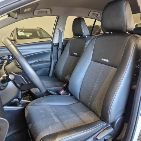 TOYOTA Yaris Sedan 1.5 16V 4P FLEX XS MULTIDRIVE AUTOM�TICO CVT, Foto 14