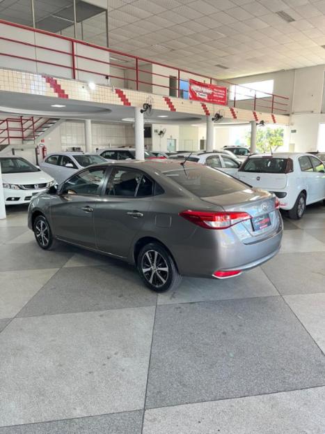 TOYOTA Yaris Sedan 1.5 16V 4P FLEX XS CONNECT MULTIDRIVE AUTOMÁTICO CVT, Foto 7