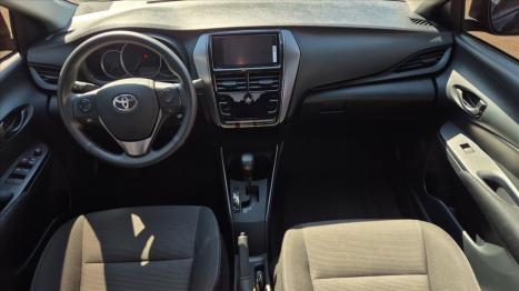 TOYOTA Yaris Sedan 1.5 16V 4P FLEX XL MULTIDRIVE AUTOMÁTICO CVT, Foto 6