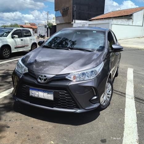 TOYOTA Yaris Sedan 1.5 16V 4P FLEX XL MULTIDRIVE AUTOMÁTICO CVT, Foto 2