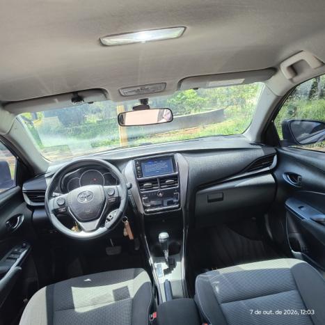 TOYOTA Yaris Sedan 1.5 16V 4P FLEX XL MULTIDRIVE AUTOMÁTICO CVT, Foto 10