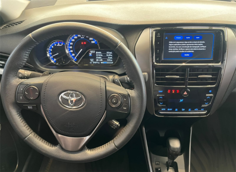 TOYOTA Yaris Sedan 1.5 16V 4P FLEX XL MULTIDRIVE AUTOMÁTICO CVT, Foto 7