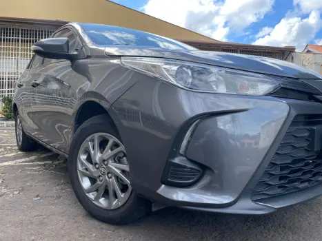 TOYOTA Yaris Sedan 1.5 16V 4P FLEX XS MULTIDRIVE AUTOMÁTICO CVT, Foto 17