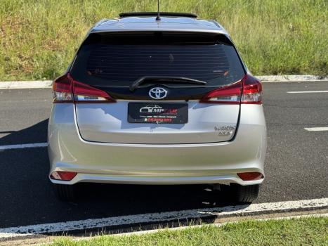 TOYOTA Yaris Sedan , Foto 5