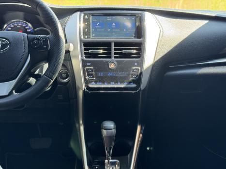 TOYOTA Yaris Sedan , Foto 14