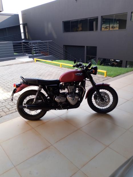TRIUMPH Boneville T120 1200 , Foto 1