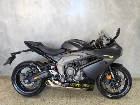 TRIUMPH Daytona 675 , Foto 3