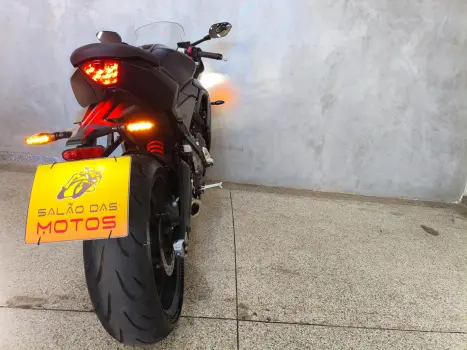 TRIUMPH Daytona 675 , Foto 4