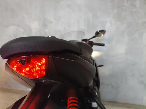 TRIUMPH Daytona 675 , Foto 12