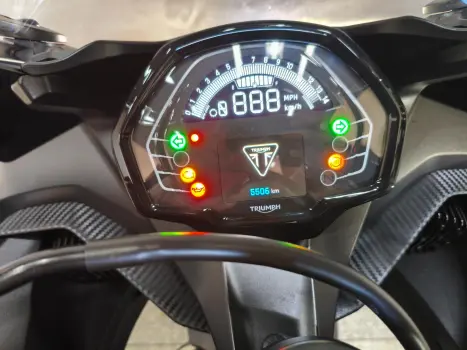 TRIUMPH Daytona 675 , Foto 14