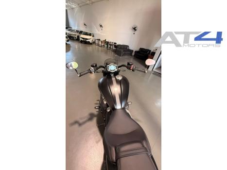 TRIUMPH Rocket III 2300 , Foto 4