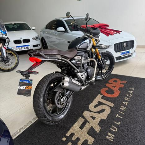 TRIUMPH Scrambler 400X , Foto 3