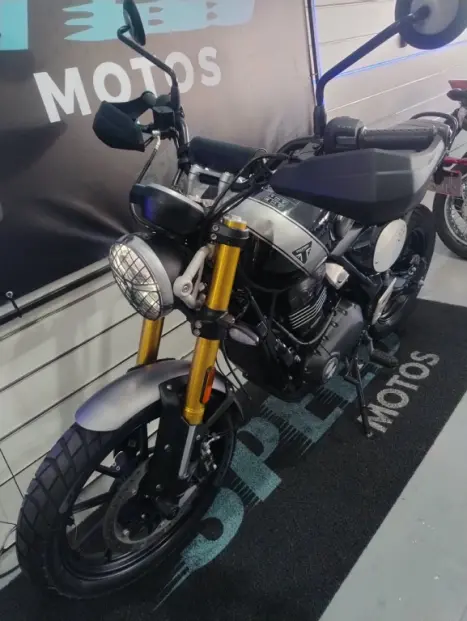 TRIUMPH Scrambler 400X , Foto 2