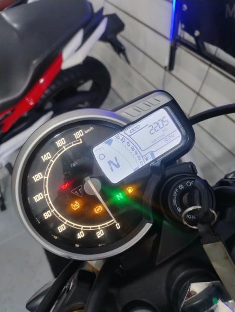 TRIUMPH Scrambler 400X , Foto 3
