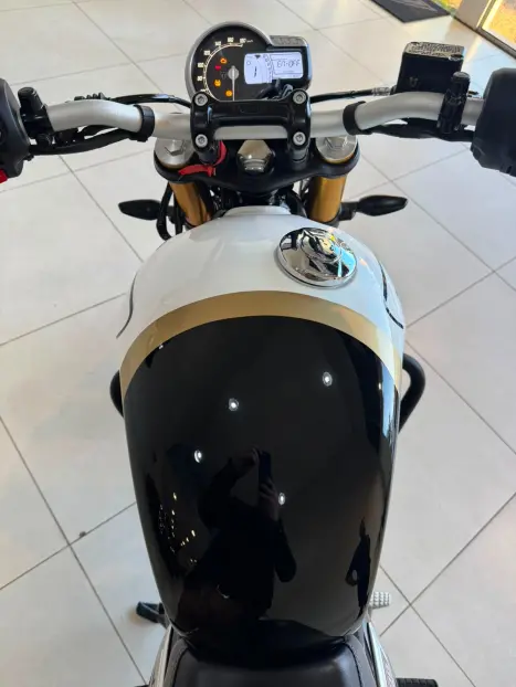 TRIUMPH Speed 400 , Foto 12