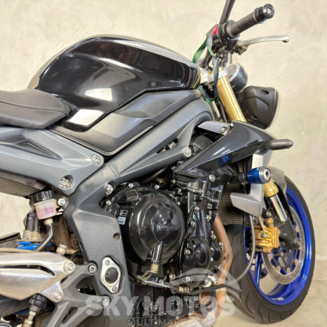 TRIUMPH Speed Triple 675 ABS, Foto 8