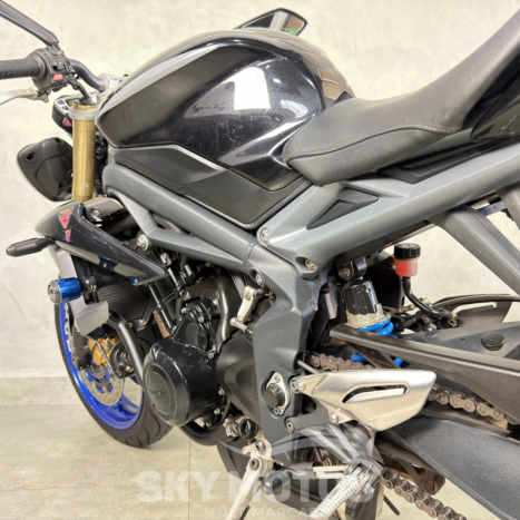 TRIUMPH Speed Triple 675 ABS, Foto 18