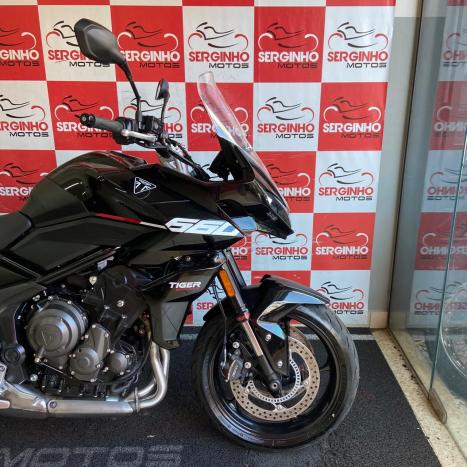 TRIUMPH Tiger 800 XC, Foto 7