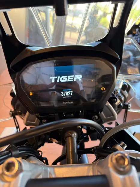 TRIUMPH Tiger 800 XCA, Foto 9