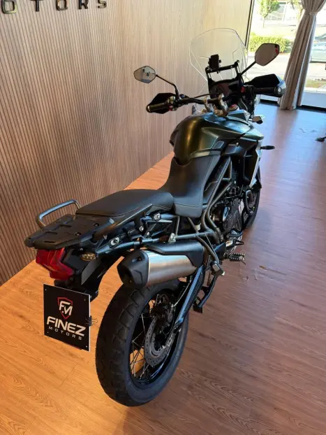 TRIUMPH Tiger 800 XCA, Foto 12